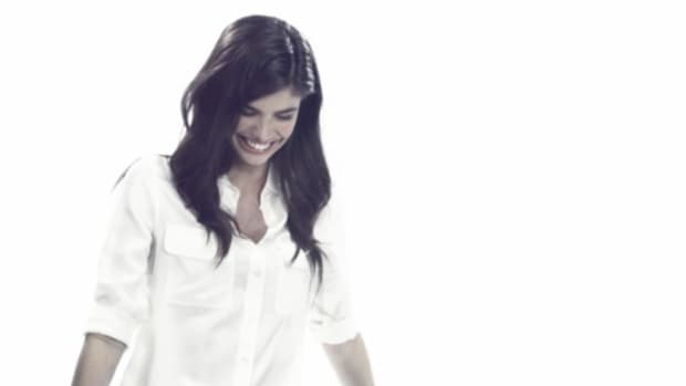 sara-sampaio-white-QA-lede.jpg